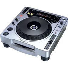 PIONEER CDJ-800*